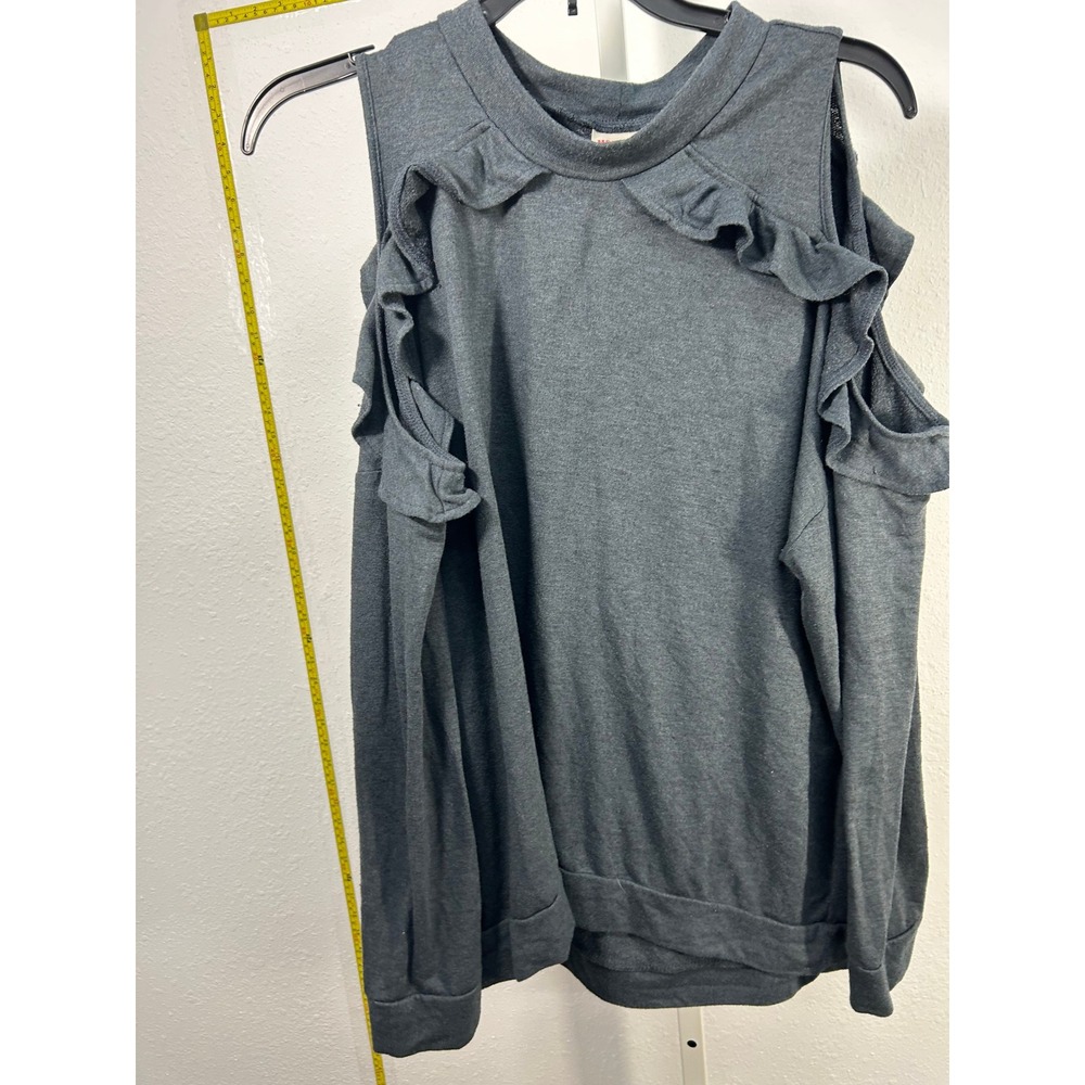 Mossimo Supply Co Womens Large Gray Cold Shoulder Ruffle Sweatshirt Pullover Top